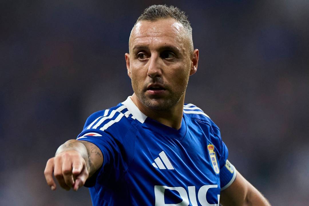 浪子归巢终圆梦！40岁卡索拉重返西甲，他是奥维耶多真正的王