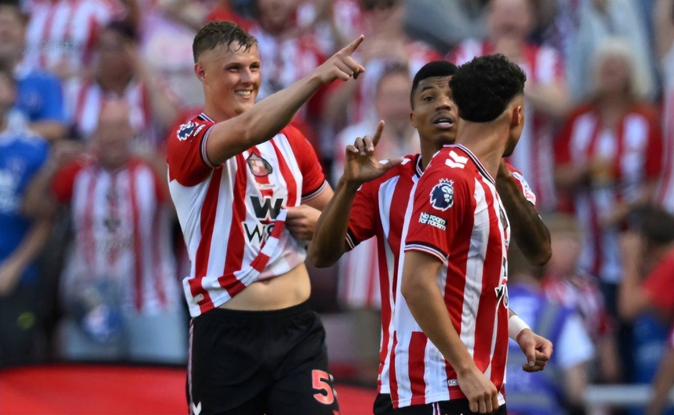 1.65亿买12人，超西甲、意甲37队！史上最强升班马能保级吗？